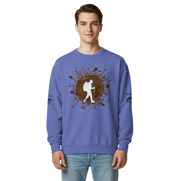 unisex-garment-dyed-sweatshirt-flo-blue-front-69c714356d452.jpg Sudadera teñida unisex