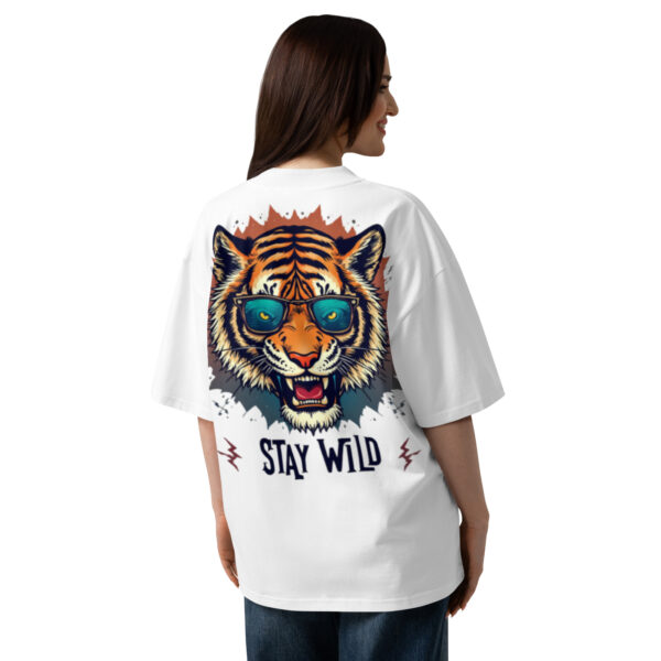 Camiseta oversize orgánica de cuello alto unisex